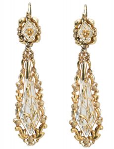 Pair of gold drop earrings, probably England, ca. 1830