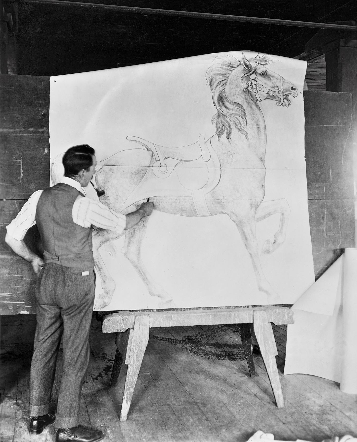 Müller sketching a standing horse