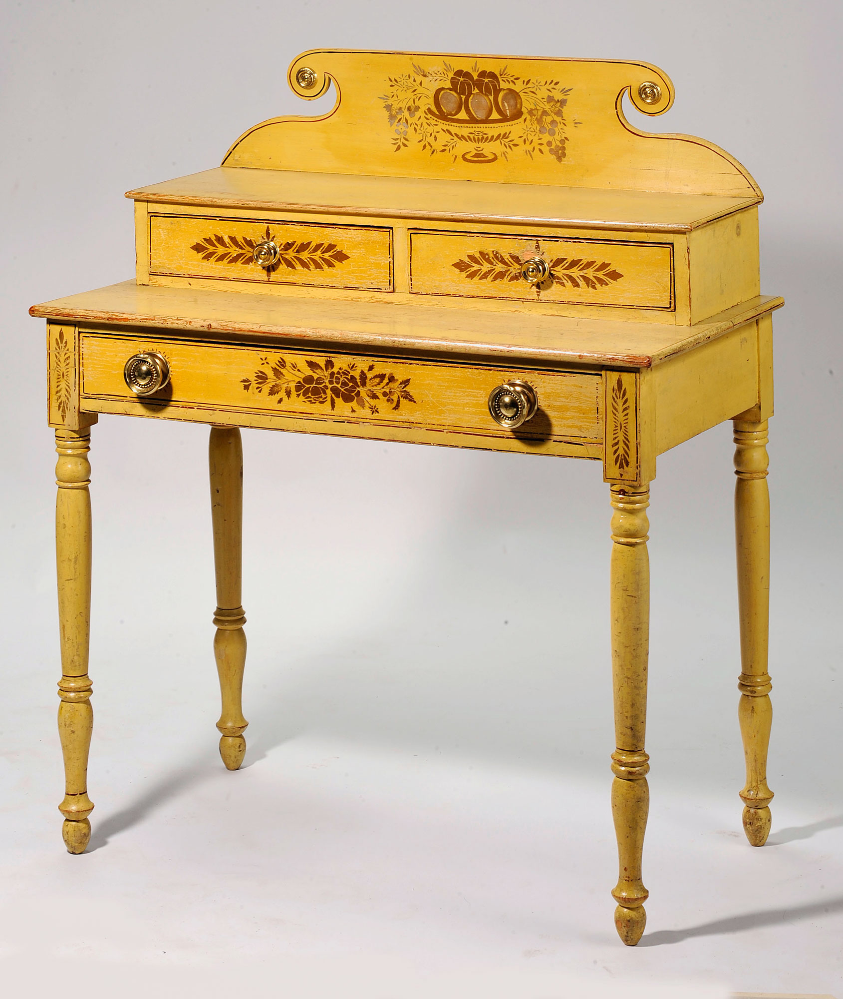 Grover Spooner (1798–1858), dressing table, Barre, Massachusetts, 1835
